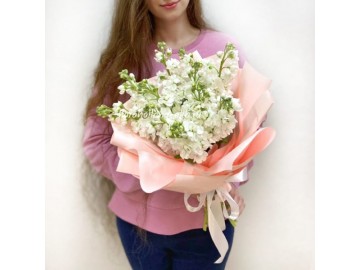 Букет из маттиол