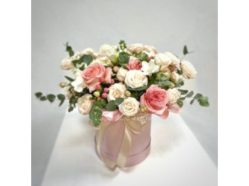 Композиция в шляпной коробке № 31