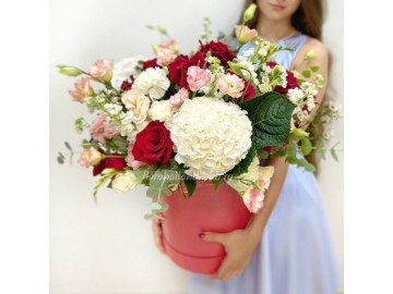 Композиция в шляпной коробке № 32