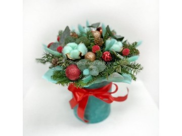 Композиция в шляпной коробке № 81