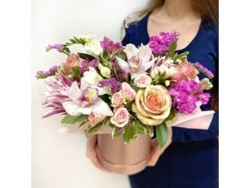 Композиция в шляпной коробке № 51