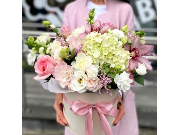 Композиция в шляпной коробке № 27