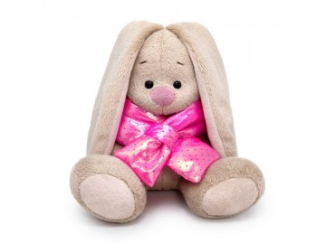 Зайка Ми в дутом шарфе