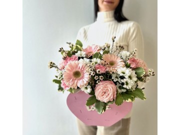 Композиция розовое сердце 