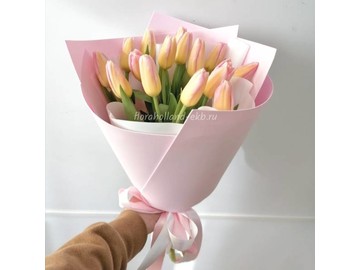Букет из тюльпанов № 201